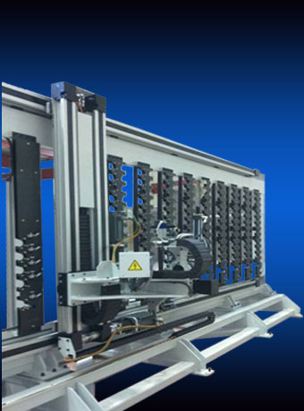 <div>刀库容量：120—250</div>
        <div>双轴伺服驱动选刀</div>
        <div>选刀速度：30m/min</div>
        <div>可满足卧式加工中心大容量刀库快速选刀、换刀的需要</div>
        <div>国际流行趋势</div>